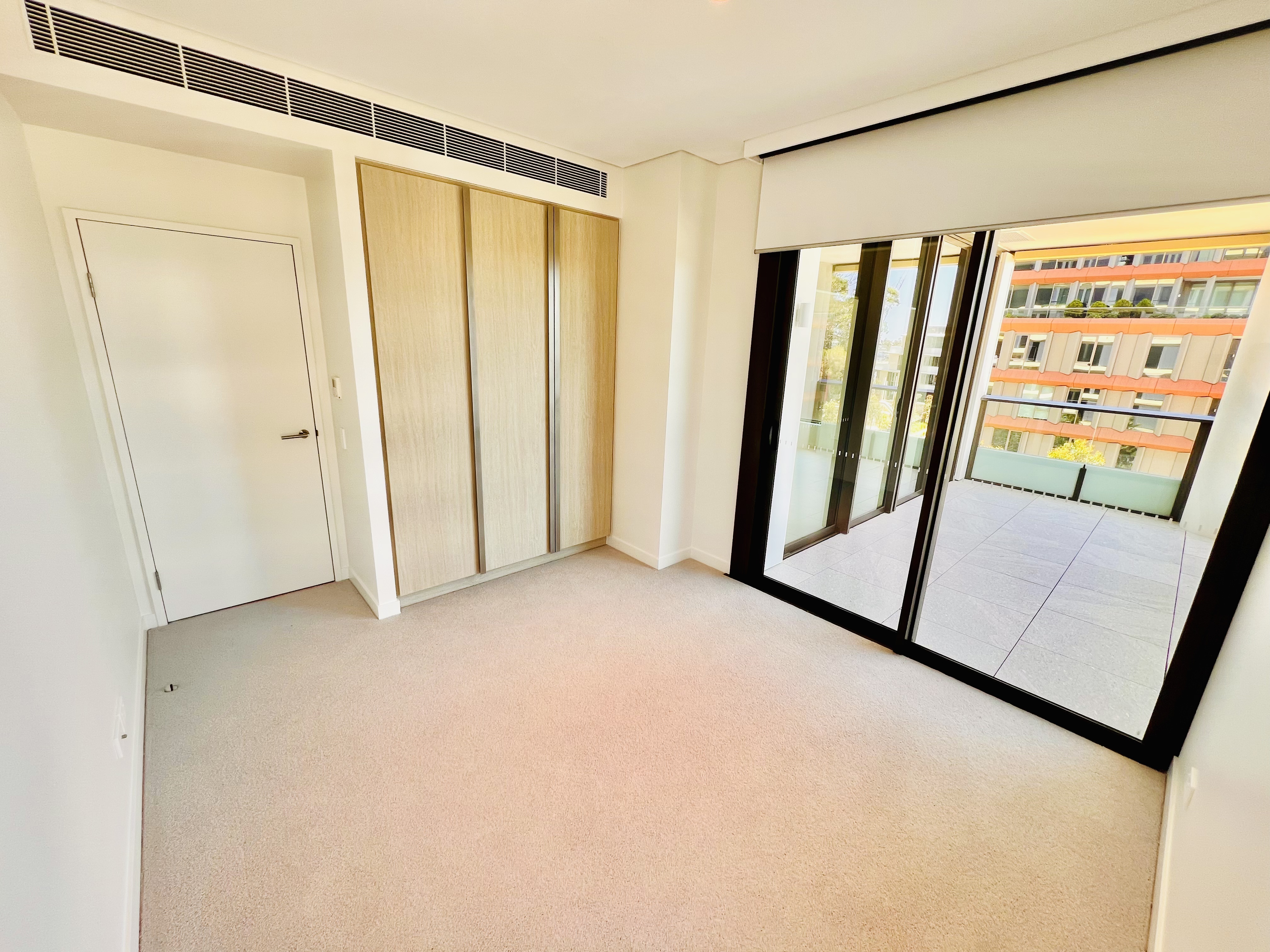 D409/7 Scott Street, Willoughby NSW 2068 rental photo 6